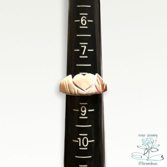 Handmade Hawaiian Carved Heart Seashell Ring Size 8 - Picture 5 of 9